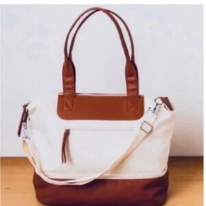 Graf lantz tote Bag 14" tall X16" Wide X 10" Deep off white Canvas with Tan Vega